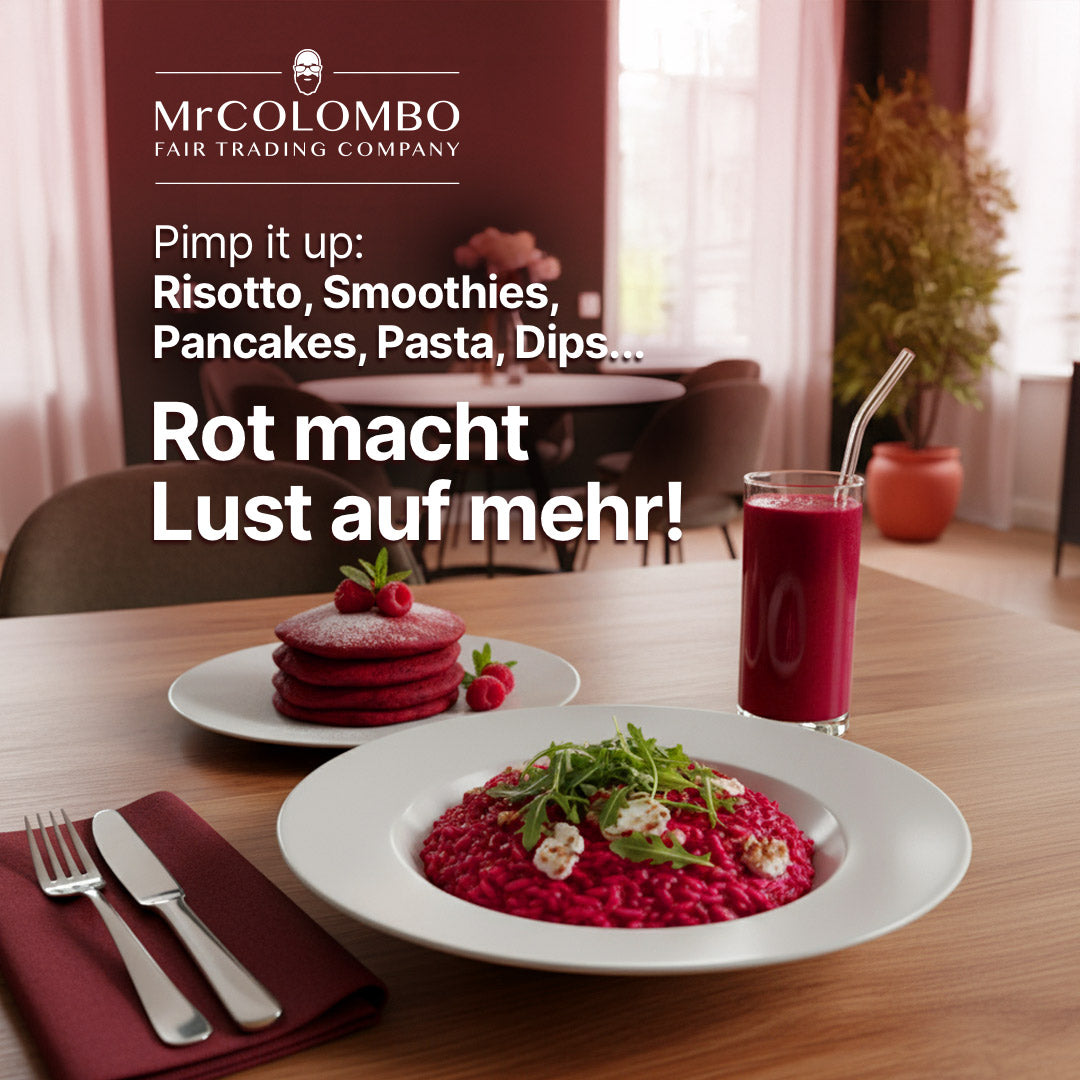 MrCOLOMBO Beetroot Powder in moderner Küche mit Risotto, Smoothie und Pancakes. Rote Farbe sorgt für kreative Rezepte.