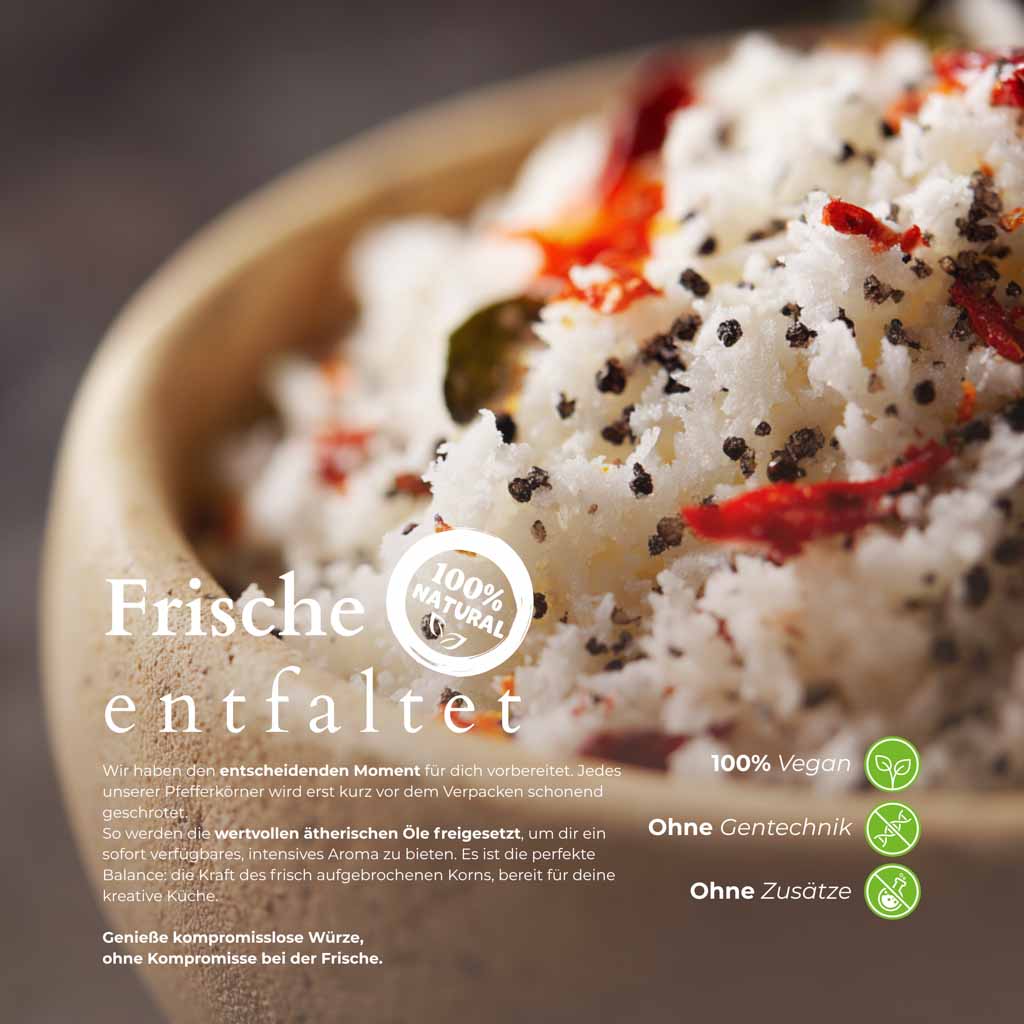Reisgericht mit frisch geschrotetem schwarzen Pfeffer und Kokos | sichtbar würzig und aromatisch.