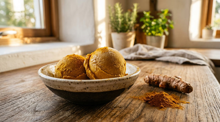 Kurkuma-Eis selber machen: Goldenes Rezept - MrCOLOMBO Magazin